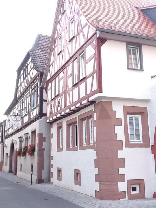 Hotel Adler Babenhausen  Eksteriør bilde