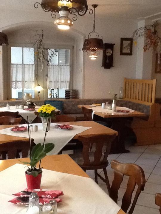 Hotel Adler Babenhausen  Eksteriør bilde